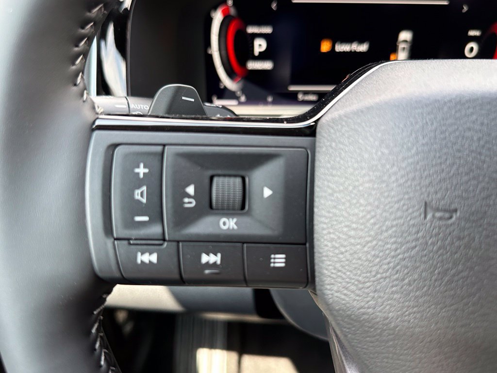 New 2026 Nissan Pathfinder SL FWD image 22