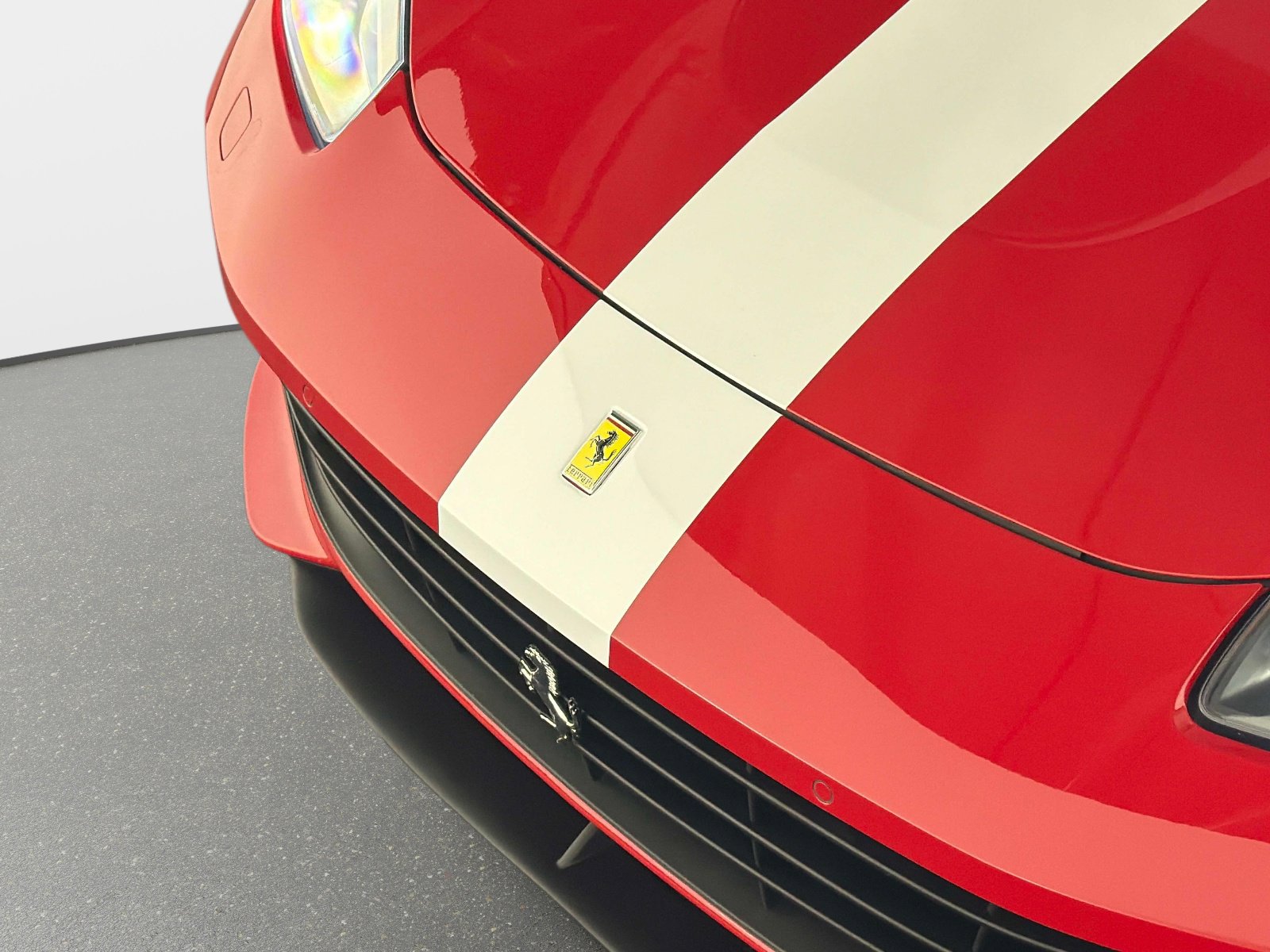Used 2018 Ferrari GTC4Lusso T RWD image 10