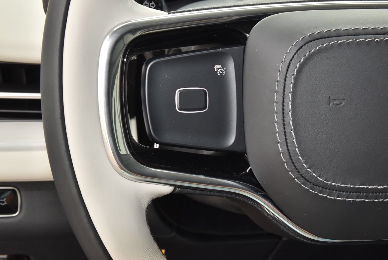 New 2026 Lincoln Navigator Reserve w/ Jet Appearance Package AWD/4WD image 24
