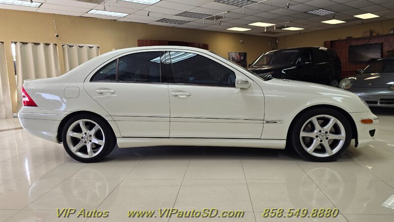 Used 2007 Mercedes-Benz C 230 Sedan image 5
