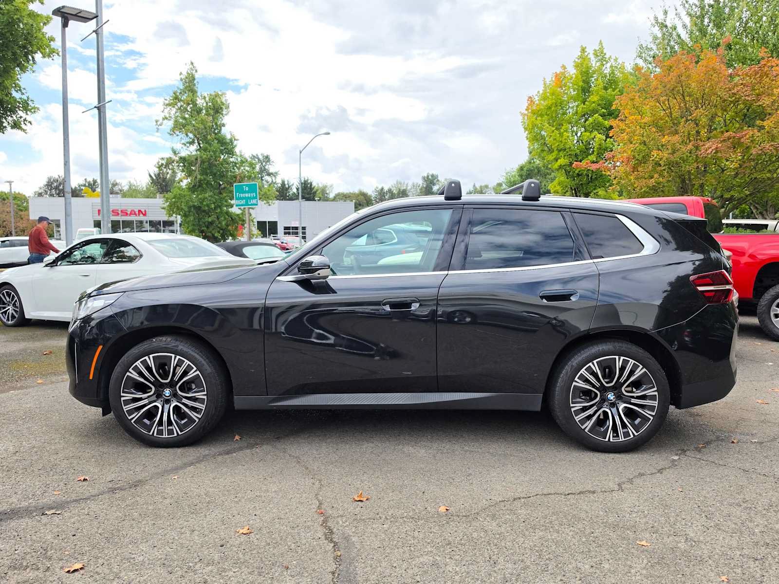 Used 2025 BMW X3 xDrive30i w/ Premium Package AWD/4WD image 6
