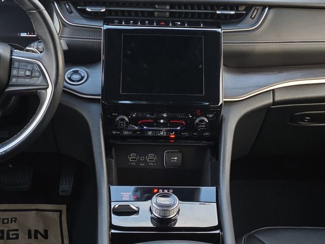 Used 2022 Jeep Grand Cherokee L Limited image 20