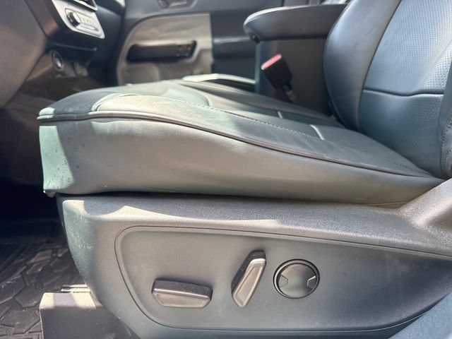 Used 2025 Ford Maverick XLT w/ XLT Luxury Package FWD image 14
