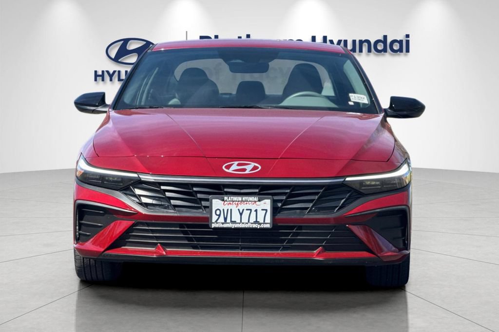 Used 2025 Hyundai Elantra Sport FWD image 6