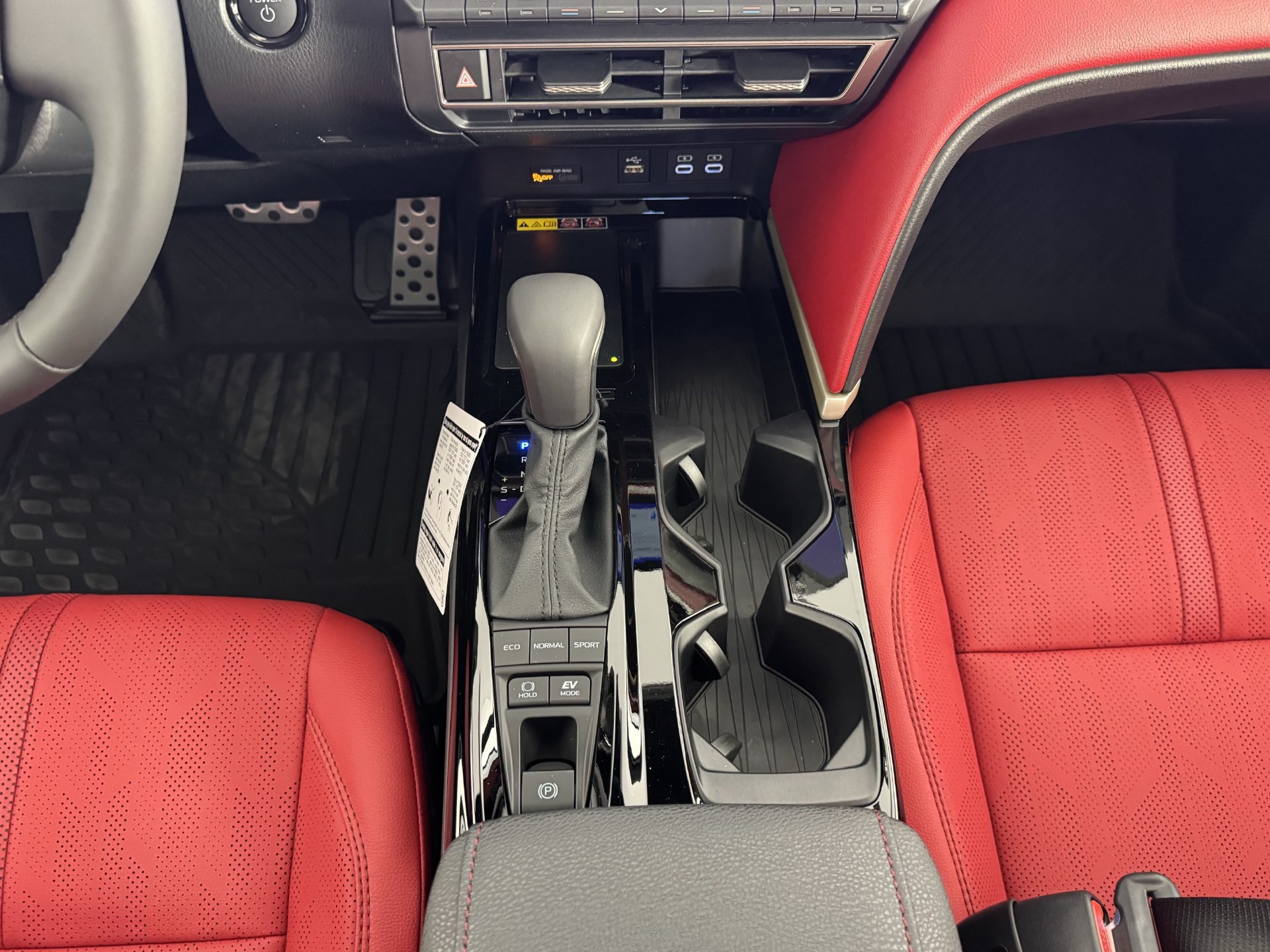 New 2026 Toyota Camry XSE FWD image 9