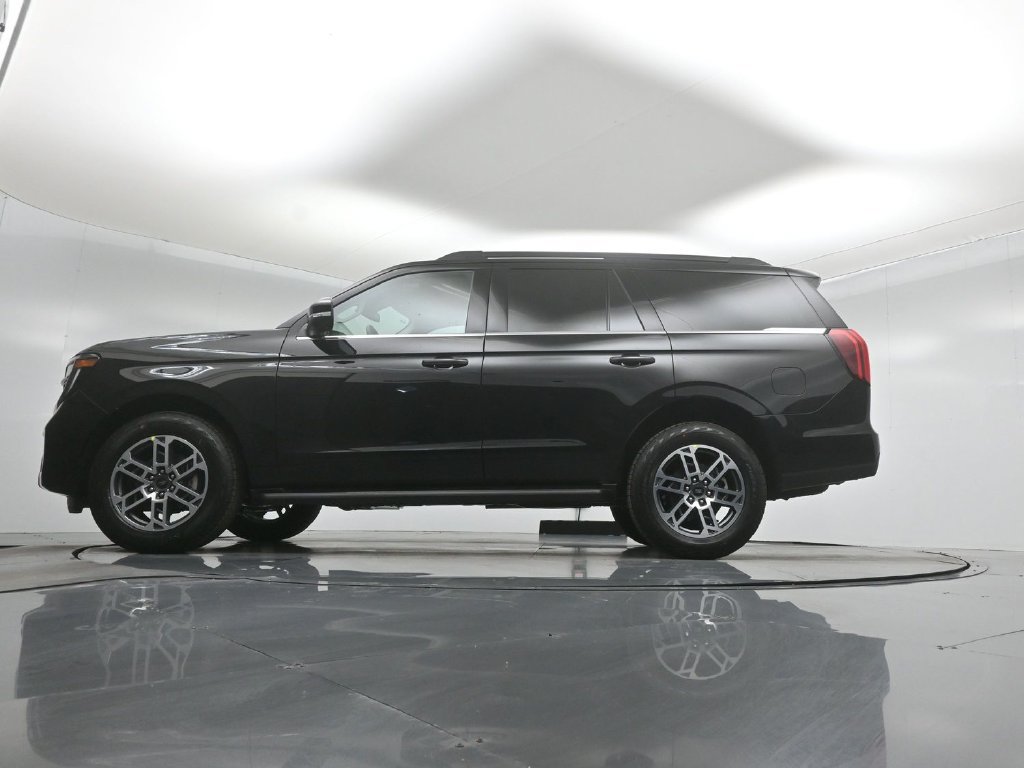 New 2026 Ford Expedition Active AWD/4WD image 7