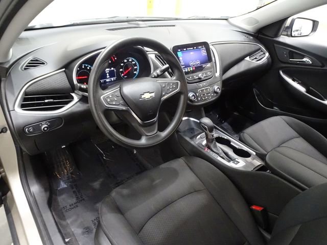 Used 2022 Chevrolet Malibu LT image 19