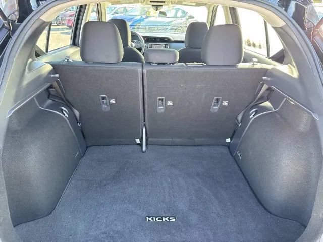 Used 2024 Nissan Kicks S FWD image 13