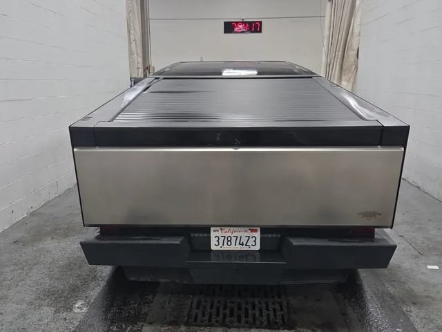 Used 2024 Tesla Cybertruck Cyberbeast AWD/4WD image 10