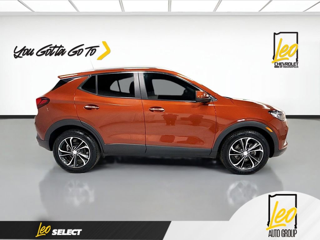 Used 2021 Buick Encore GX Select w/ Advanced Technology Package FWD image 4