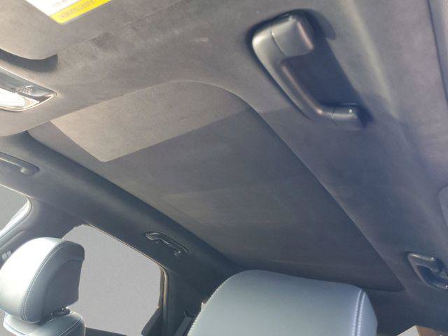 New 2025 Genesis GV70 3.5T Sport w/ Sport Advanced Package AWD/4WD image 17
