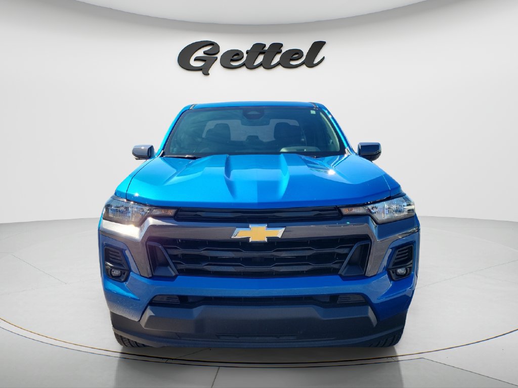 Used 2023 Chevrolet Colorado LT w/ LT Convenience Package II RWD image 2