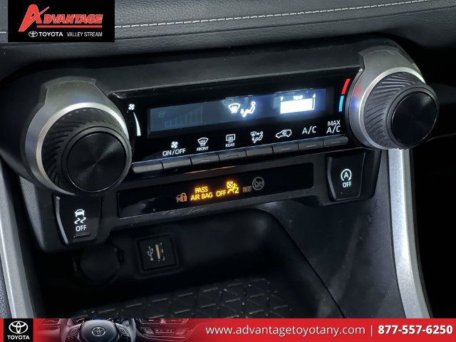 Certified 2023 Toyota RAV4 LE AWD/4WD image 32