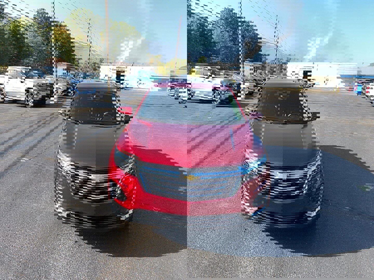 Used 2024 Chevrolet Equinox Premier image 2