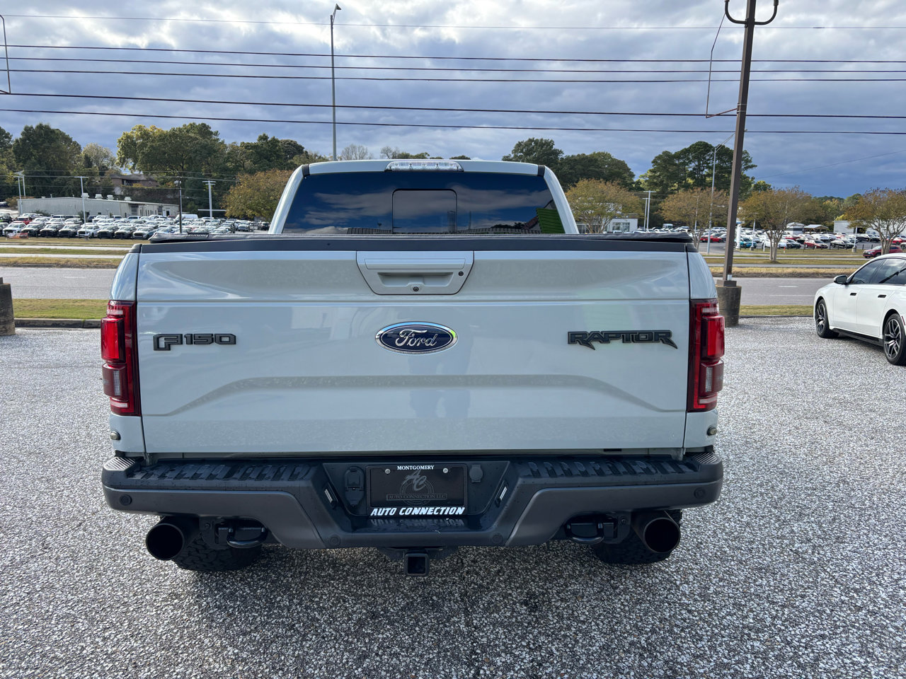 Used 2017 Ford F150 Raptor w/ Equipment Group 802A Luxury image 7