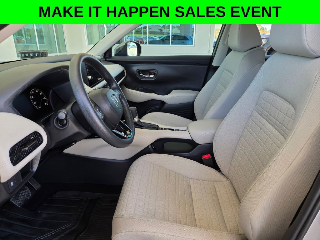 Used 2027 Honda HR-V LX image 9