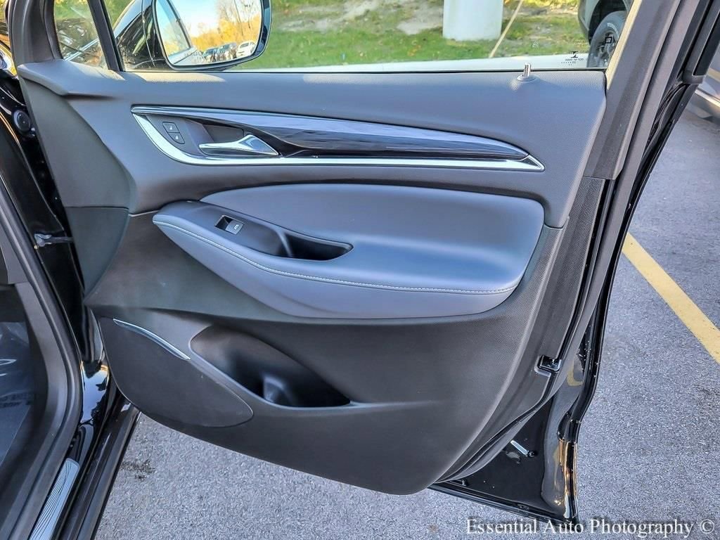 Used 2023 Buick Enclave Essence w/ Experience Buick Package image 32