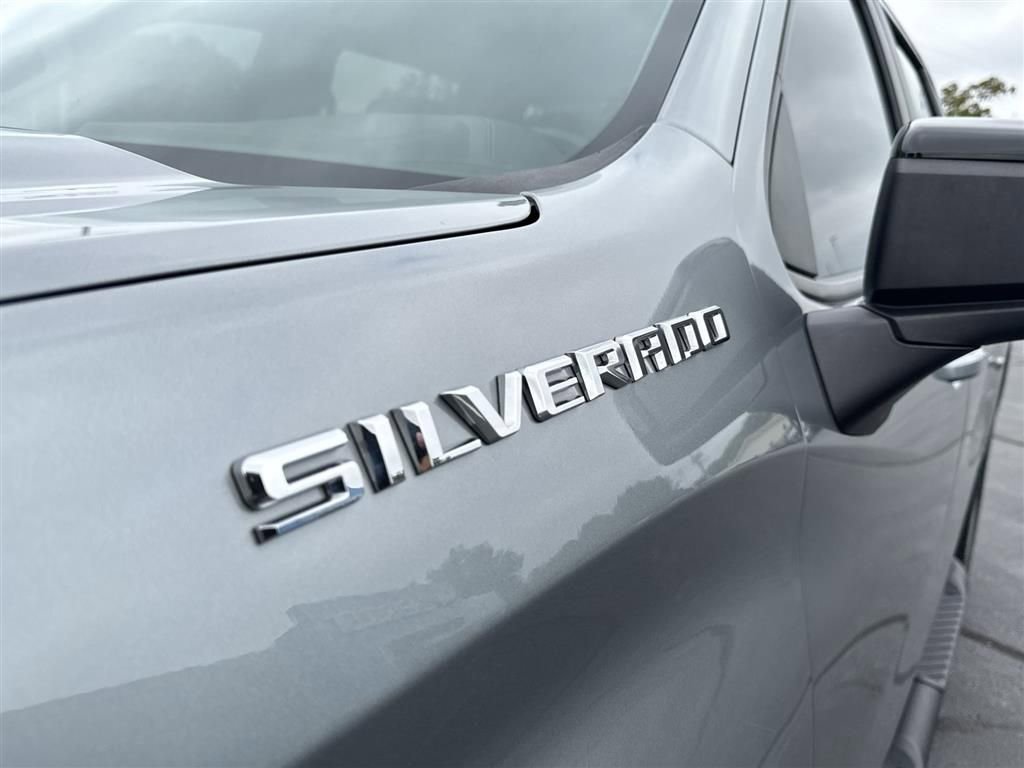 Used 2023 Chevrolet Silverado 1500 RST image 19