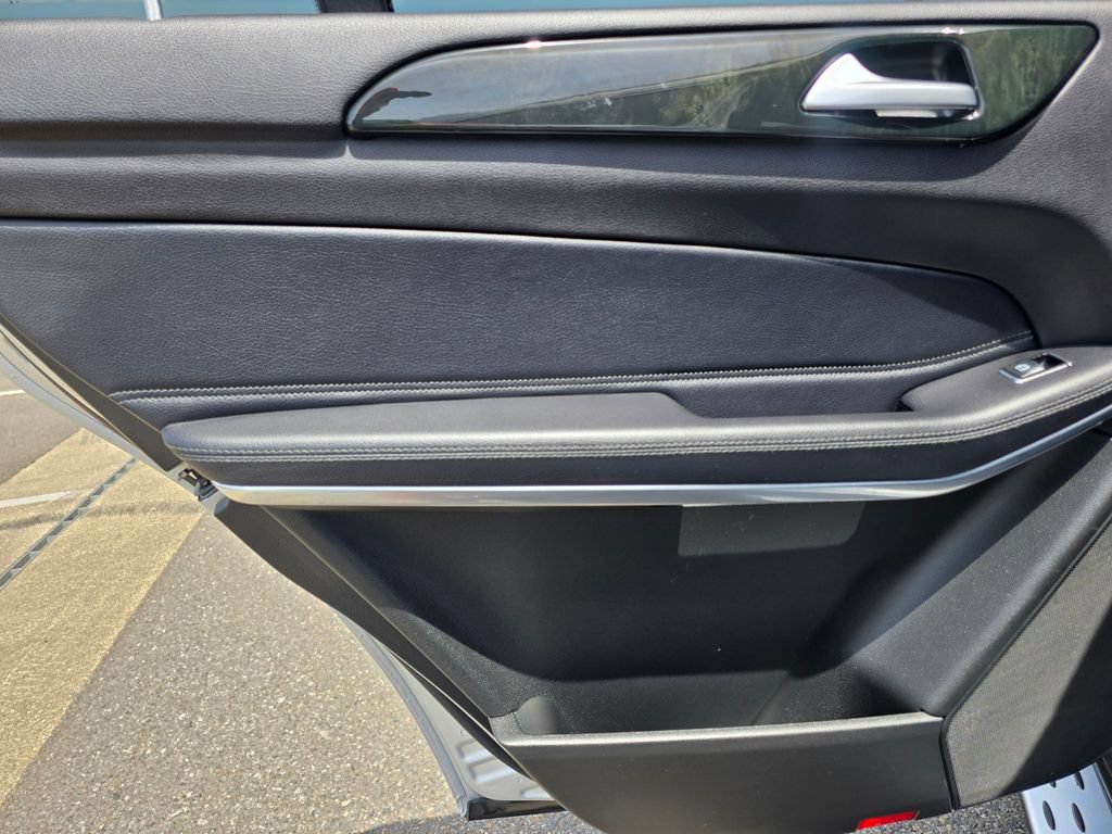 Used 2017 Mercedes-Benz GLS 550 4MATIC image 15