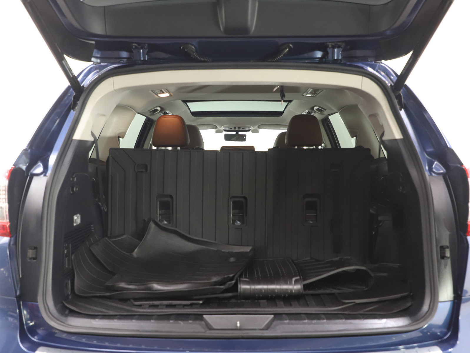 Used 2019 Subaru Ascent Touring w/ Popular Package #3 image 18