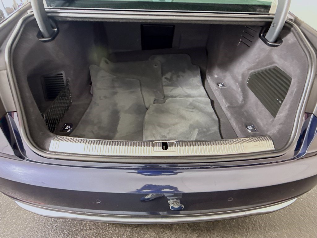 Used 2023 Audi A8 L 3.0T AWD/4WD image 34