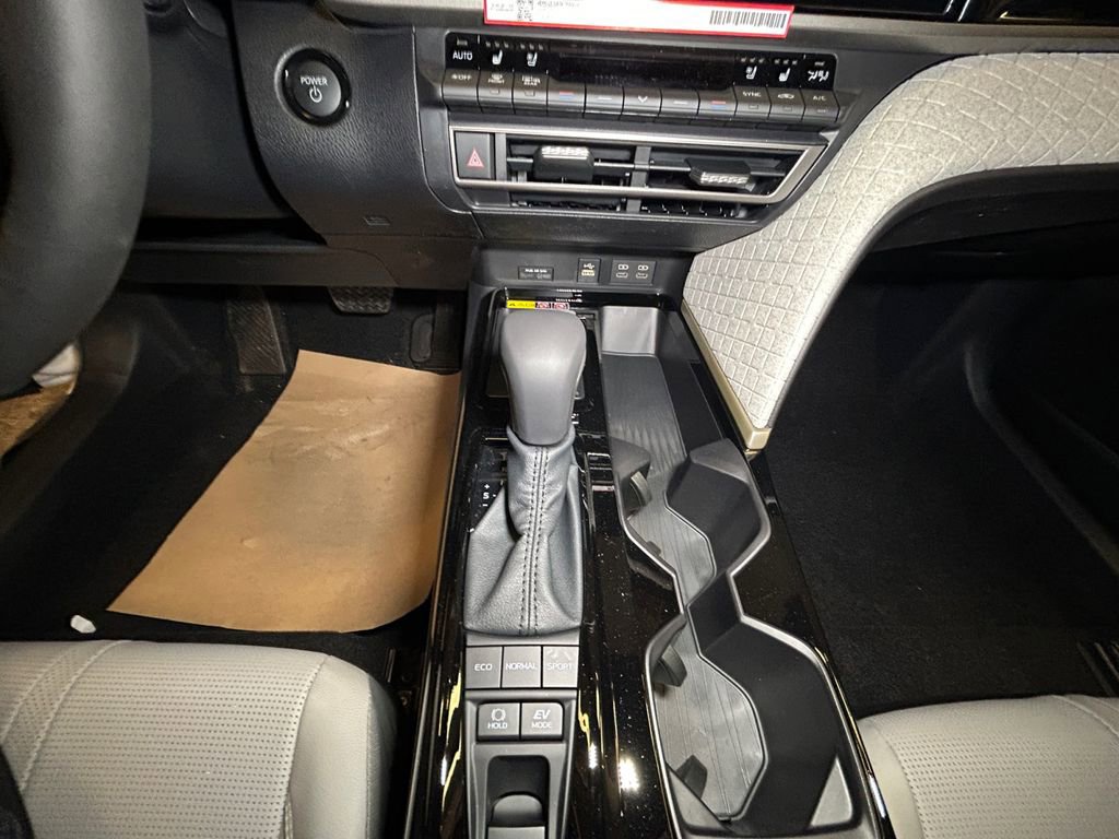 New 2026 Toyota Camry XLE image 11