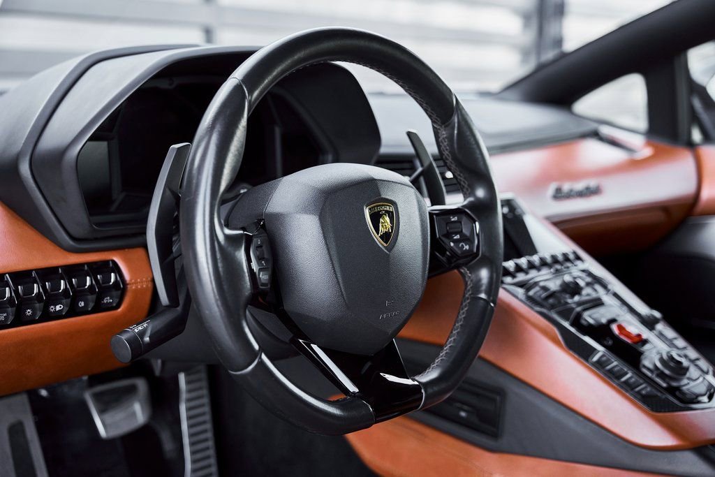 Used 2018 Lamborghini Aventador S AWD/4WD image 47