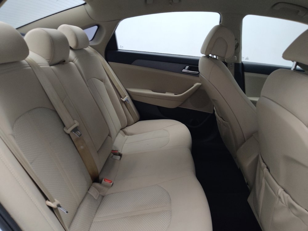 Used 2017 Hyundai Sonata SE FWD image 19
