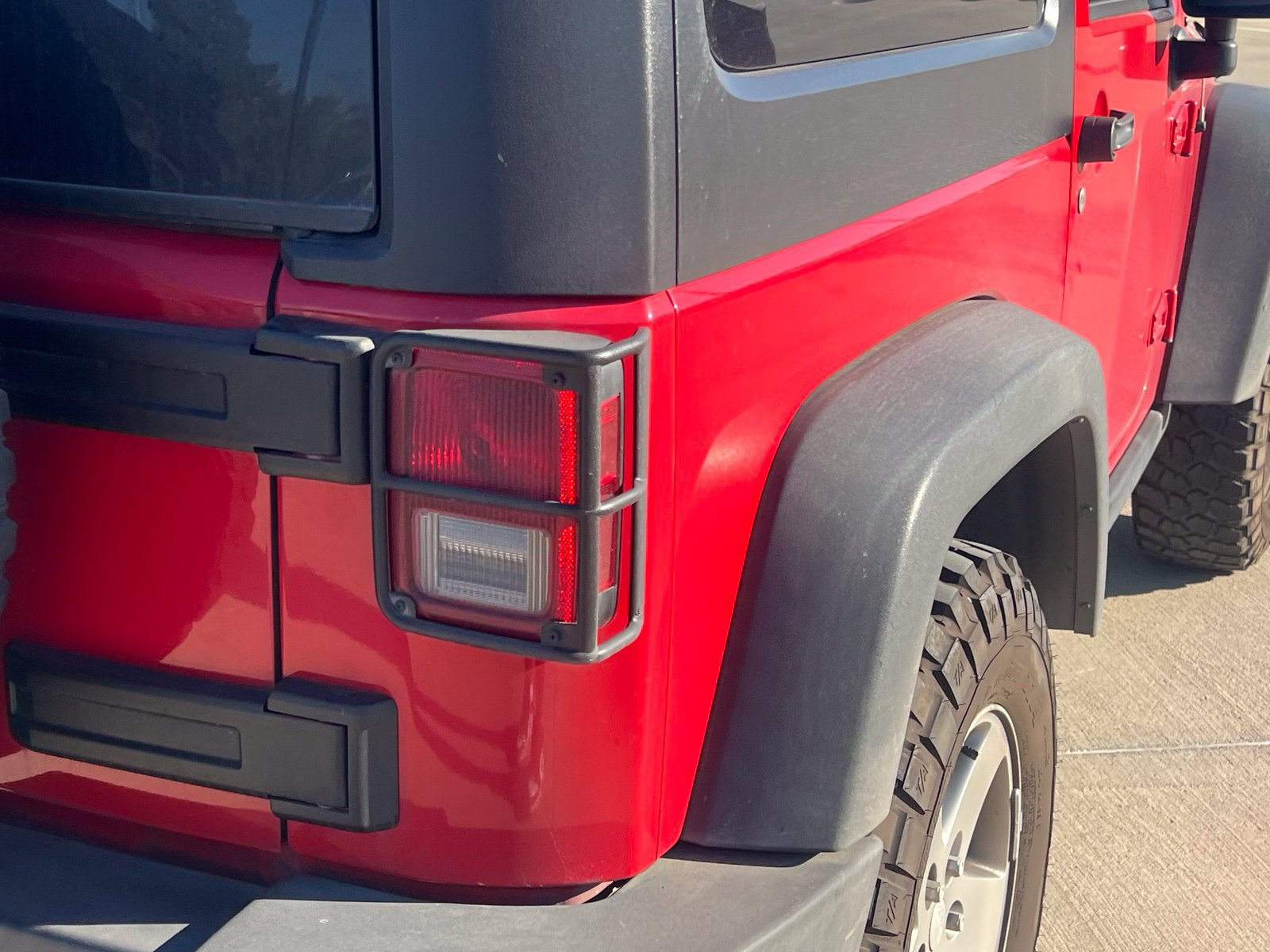 Used 2012 Jeep Wrangler Rubicon w/ PWR Convenience Group AWD/4WD image 12