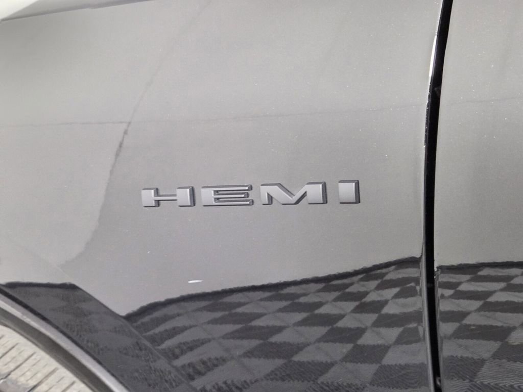 Certified 2025 Dodge Durango R/T image 11