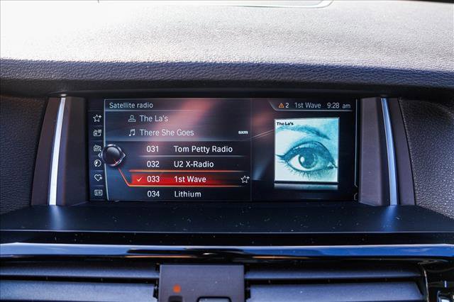 Used 2017 BMW X4 M40i image 17