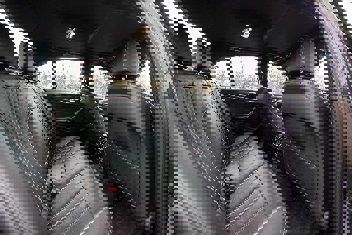 Used 2018 BMW 530i xDrive image 23