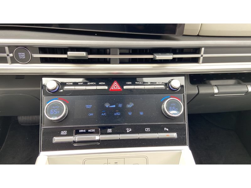 New 2026 Hyundai Santa Fe SE AWD/4WD image 16