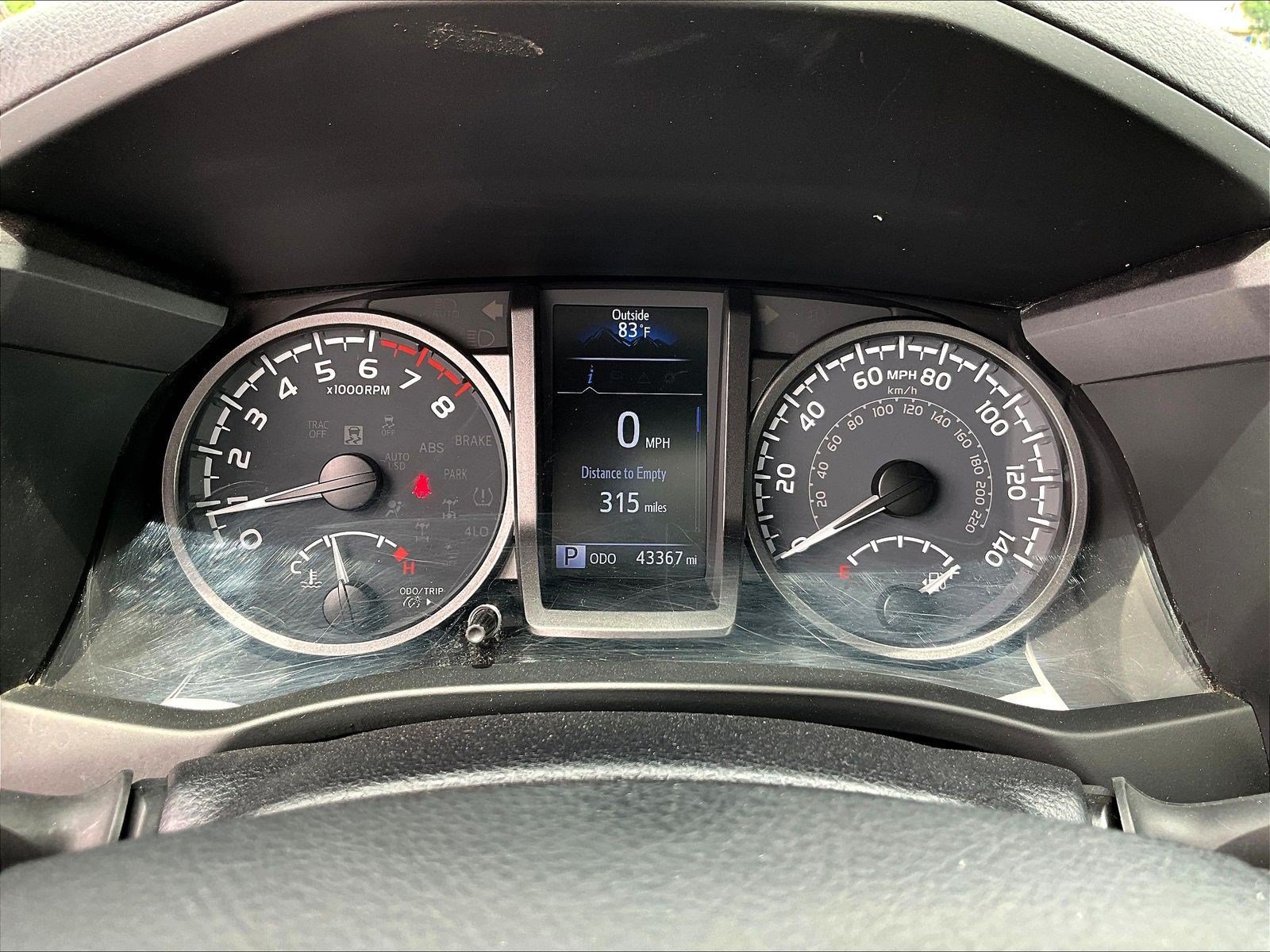 Used 2023 Toyota Tacoma TRD Off-Road AWD/4WD image 13