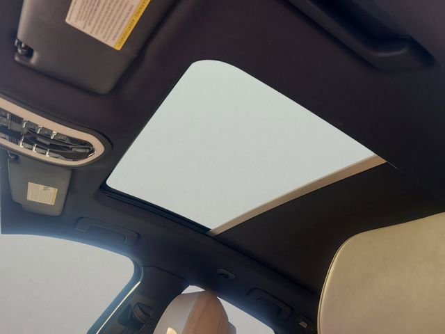 Used 2020 Porsche Macan S image 25