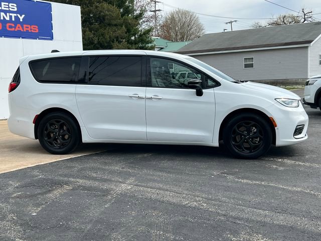Used 2024 Chrysler Pacifica Limited FWD image 50