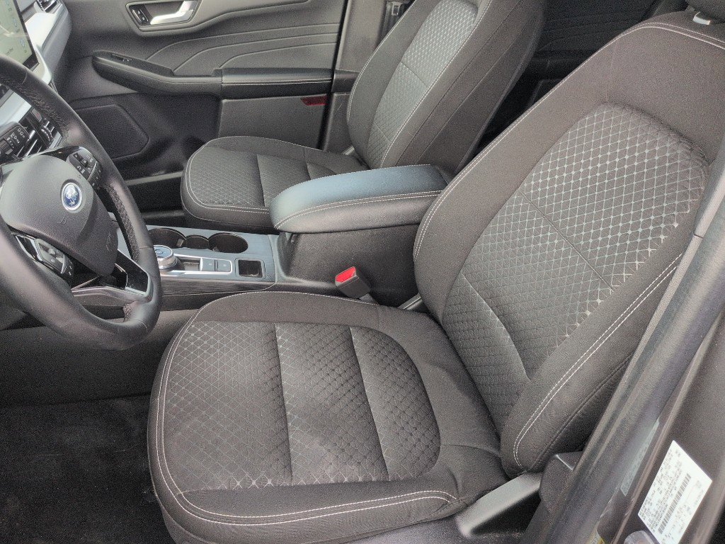 Used 2023 Ford Escape Active w/ Tech Pack #2 image 7