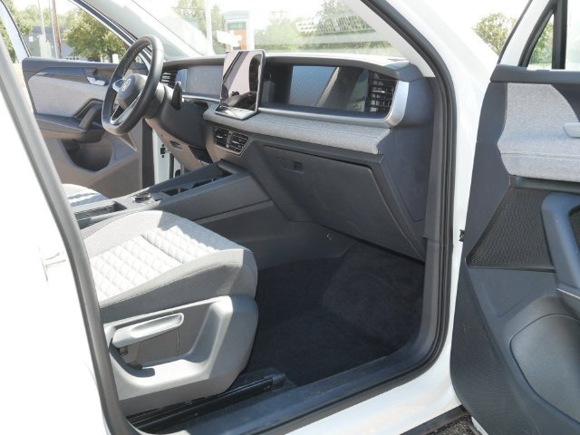 Used 2025 Volkswagen Tiguan S AWD/4WD image 19