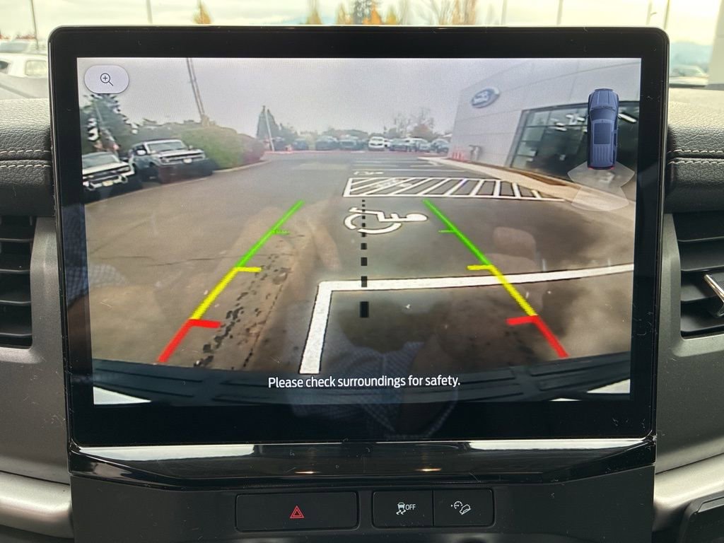 Used 2023 Ford Expedition XLT image 15