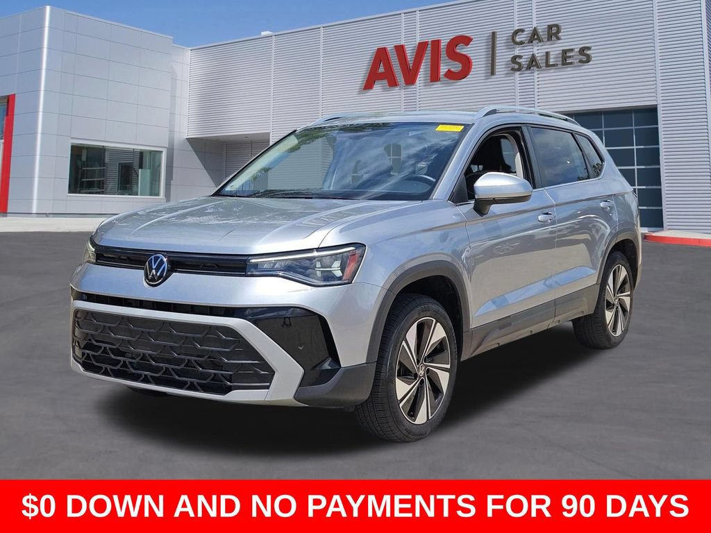 Used 2025 Volkswagen Taos SE AWD/4WD image 1