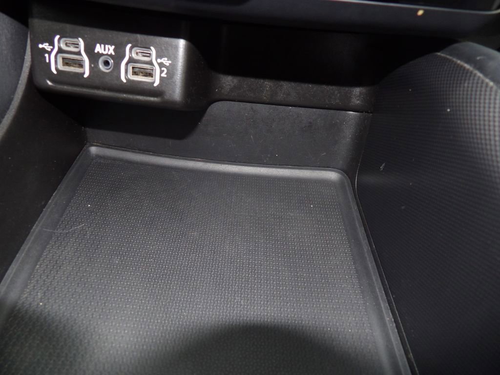 Used 2023 Dodge Durango GT image 19