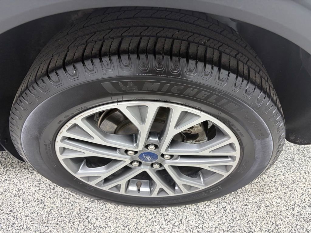 Used 2021 Ford Escape SEL image 10