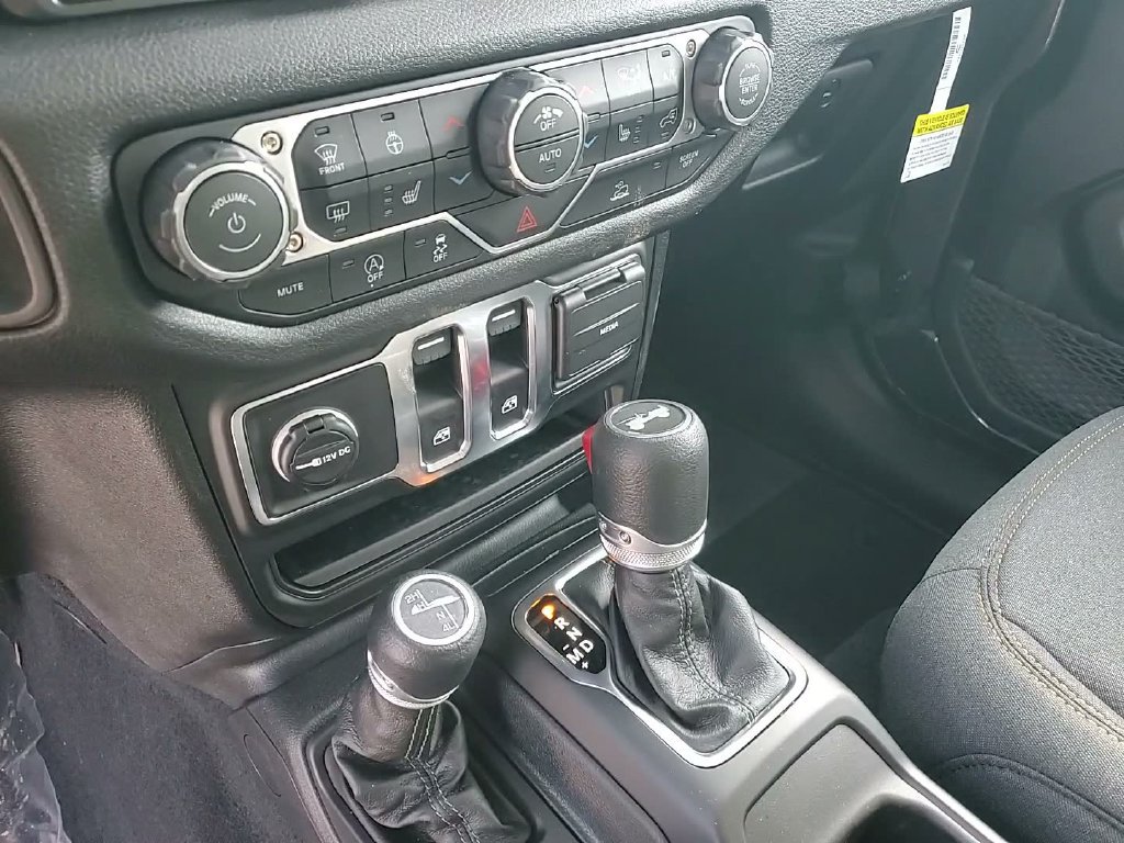 New 2026 Jeep Wrangler Sport AWD/4WD image 29