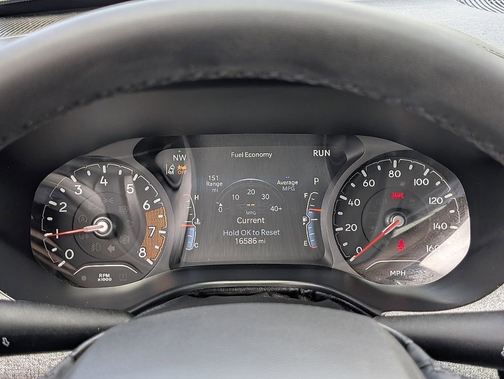 Used 2024 Jeep Compass Latitude AWD/4WD image 35