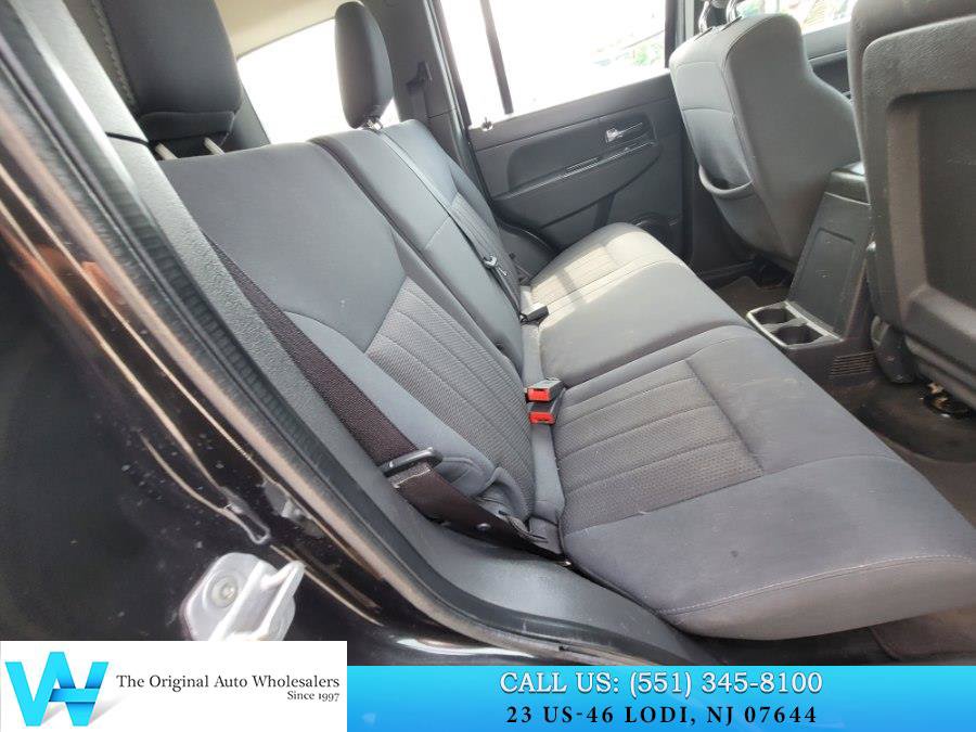 Used 2012 Jeep Liberty Sport AWD/4WD image 17