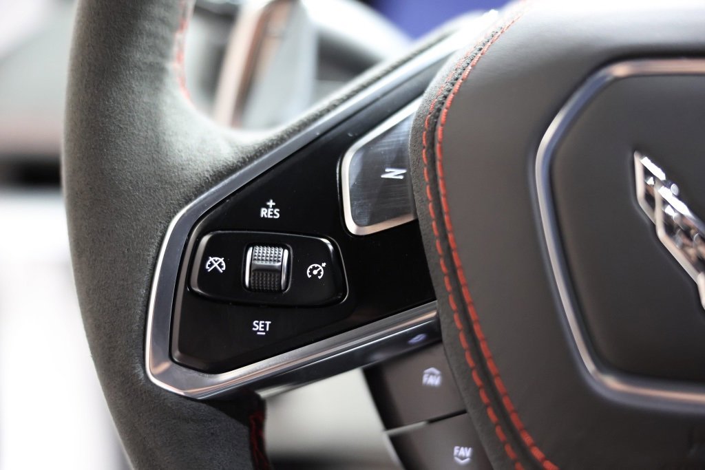 Used 2023 Chevrolet Corvette Stingray Premium Cpe w/ Z51 Performance Package image 40