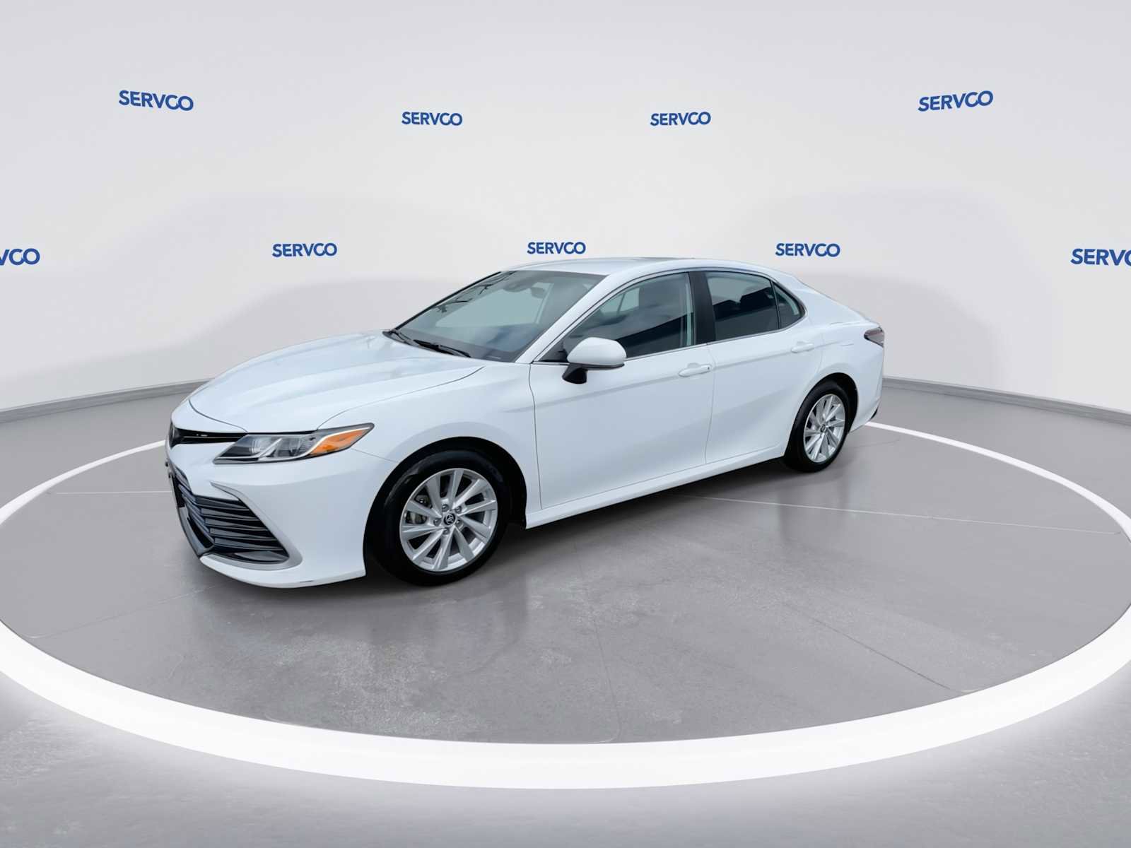 Used 2023 Toyota Camry LE image 5