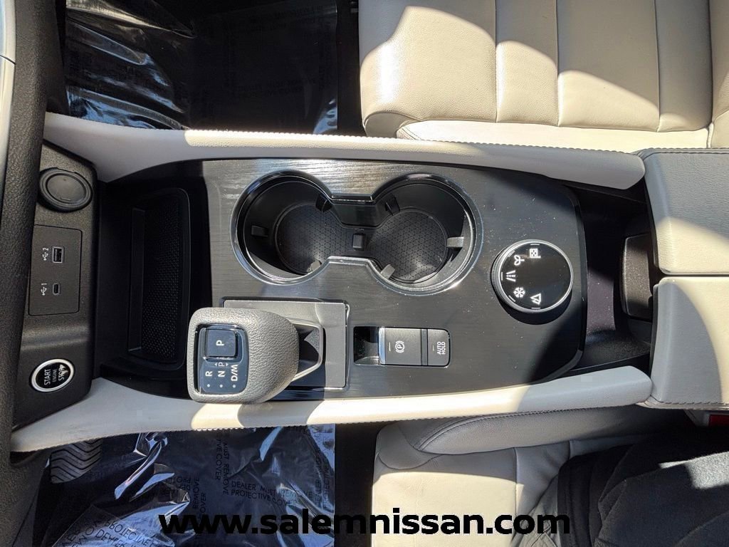 Certified 2023 Nissan Rogue SL image 6