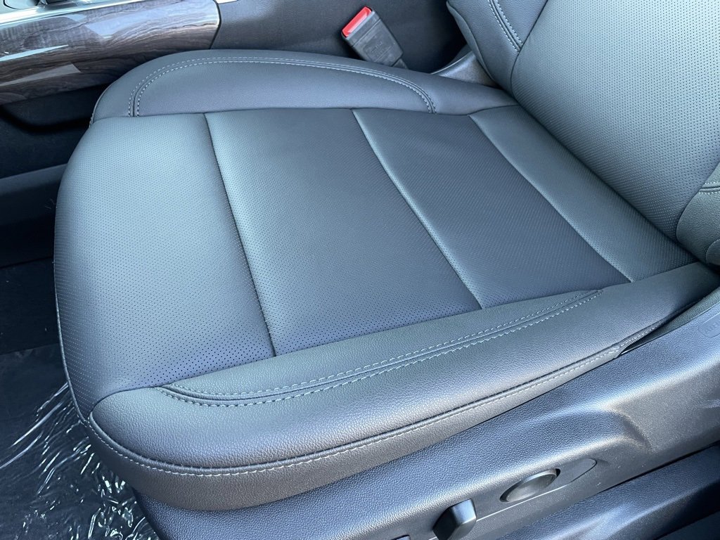 New 2026 Chevrolet Silverado 1500 LTZ w/ Technology Package image 24