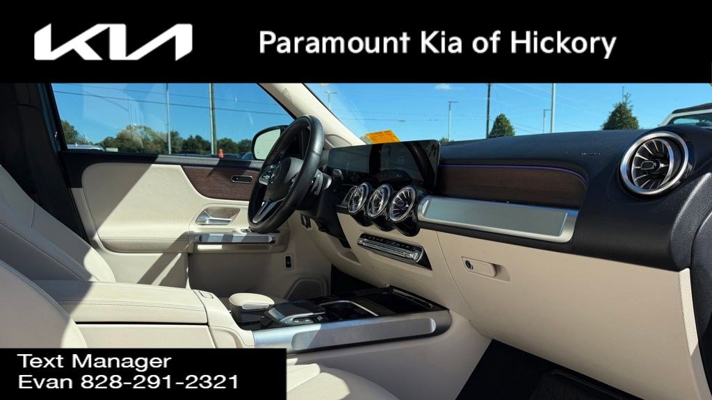 Used 2022 Mercedes-Benz GLB 250 4MATIC image 30